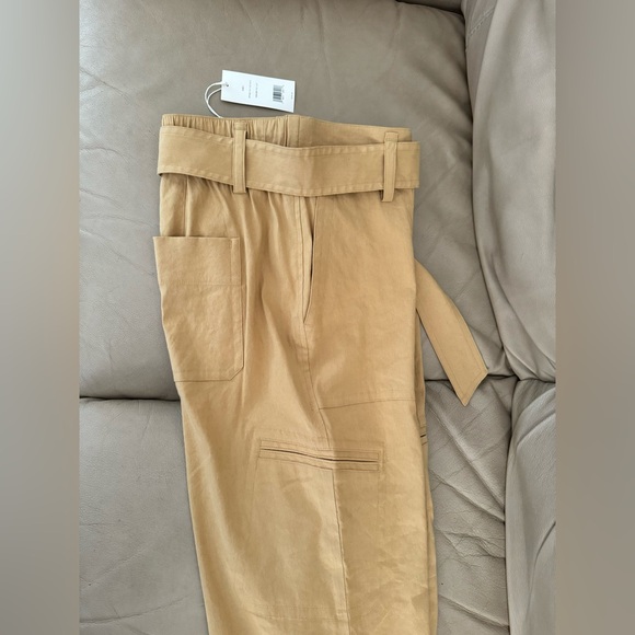 Vince Belted Linen-blend Pant in Natural - Picture 11 of 16